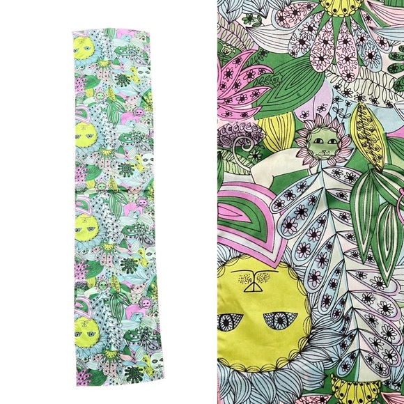 Vintage Accessories - Vintage Psychedelic Floral Lions Scarf